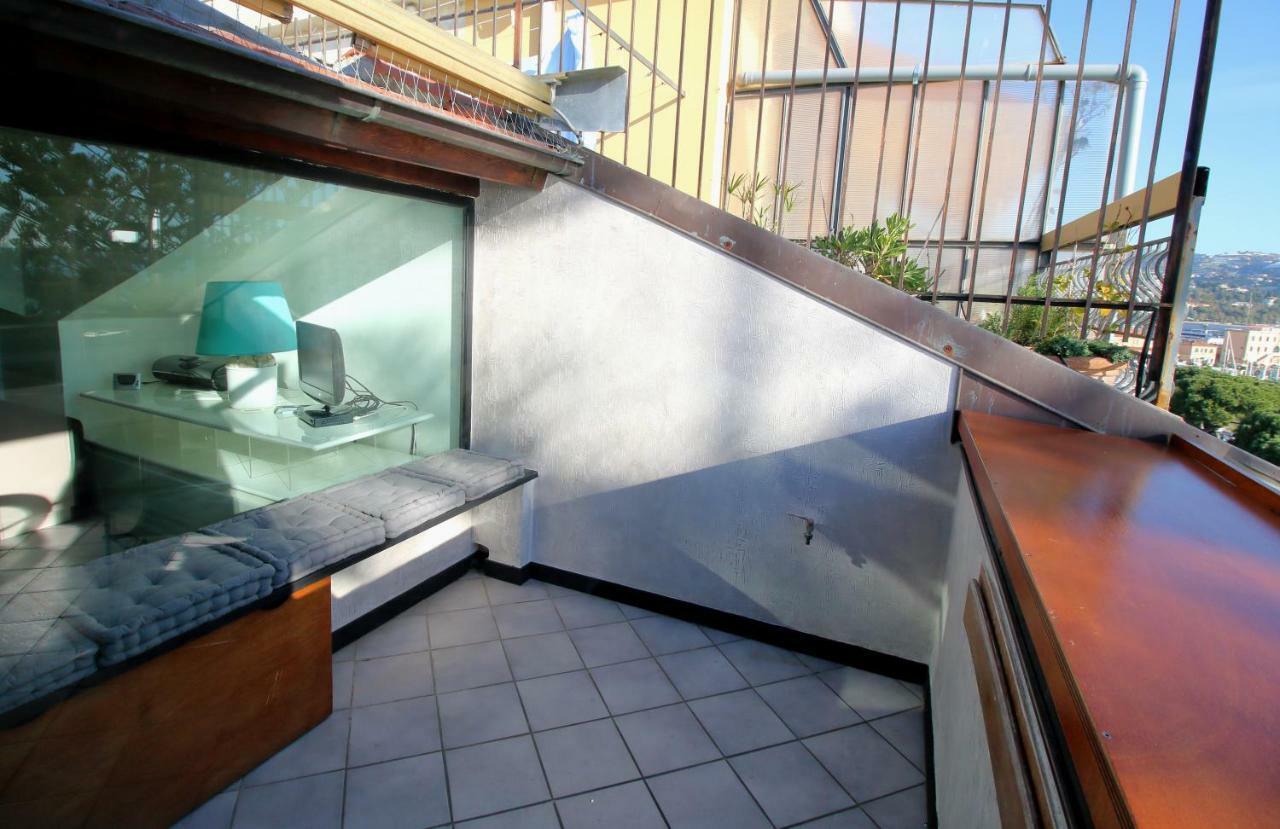 Mansarda Luminosa In Centro Sul Mare - Attic By Sea Apartment Sanremo Exterior photo