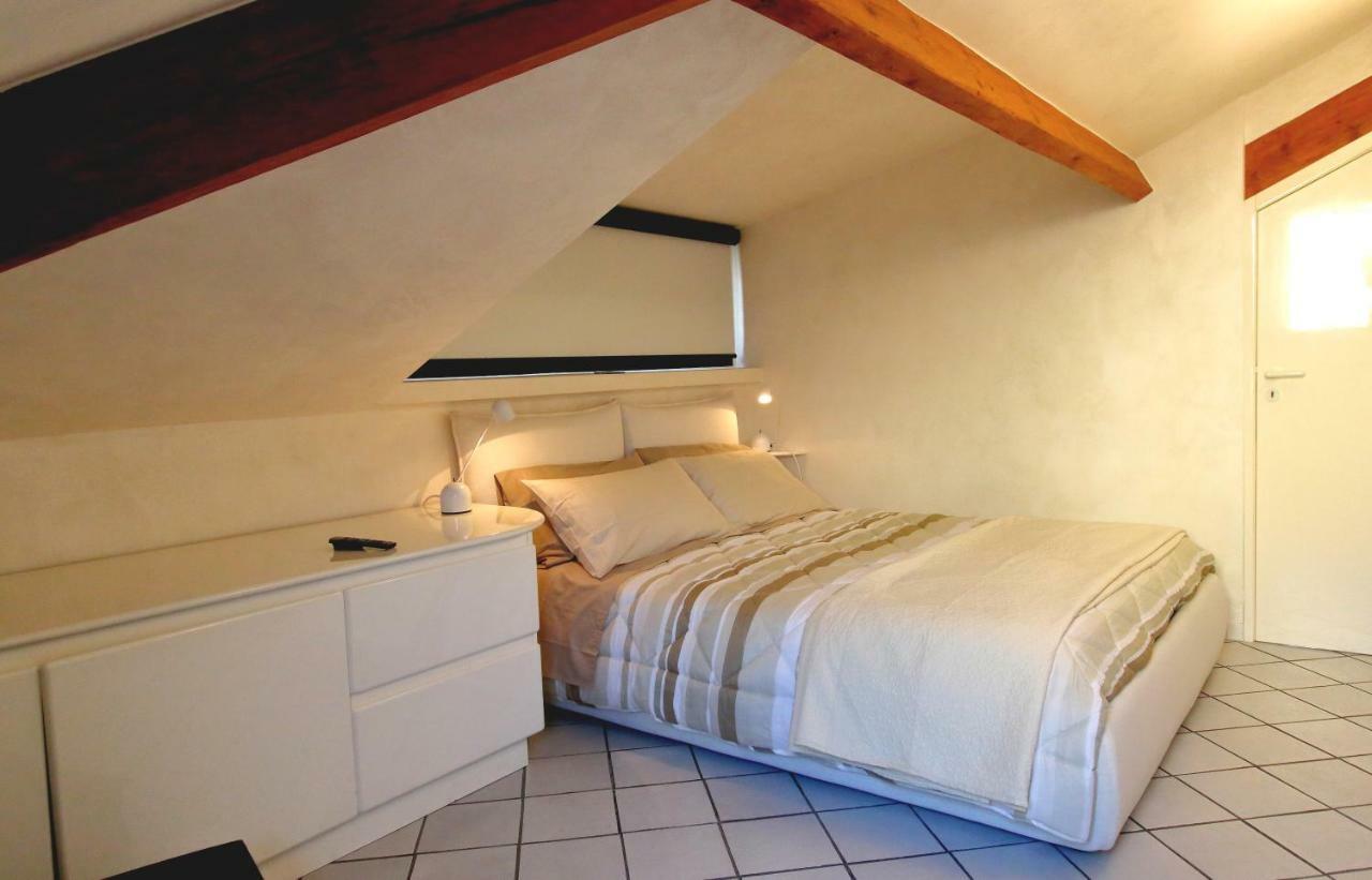 Mansarda Luminosa In Centro Sul Mare - Attic By Sea Apartment Sanremo Exterior photo